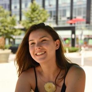 Meet your Posher, Nicolette